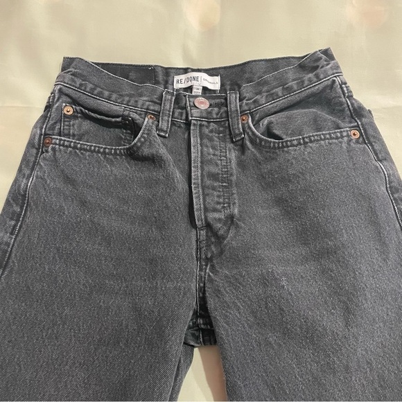 RE/DONE- 70s High Rise Stovepipe Distressed Frayed Hem Jeans in Aged Black - Picture 3 of 10